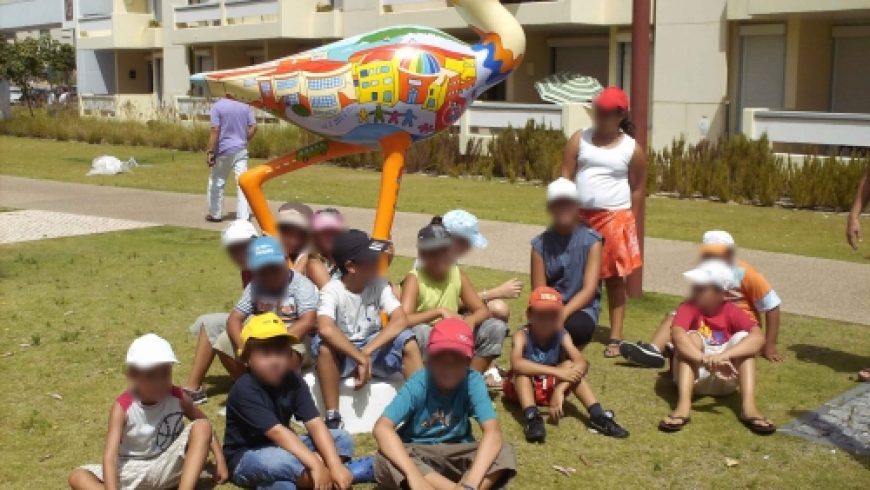 Área De Crianças No Birdparade