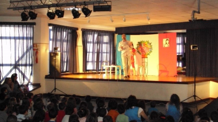 Teatro Cinderela Na Lati