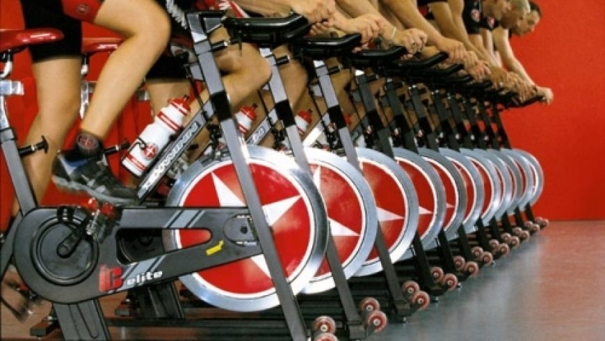 Cycling no Complexo Desportivo du Bocage