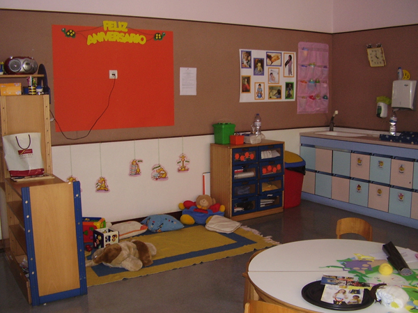 CRECHE09.jpg