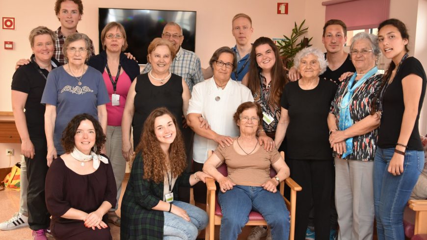 Área de Idosos colabora com estudantes estrangeiros