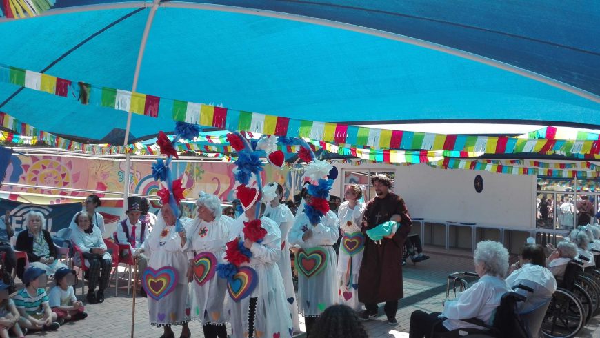 Noivas de Santo António marcham na LATI